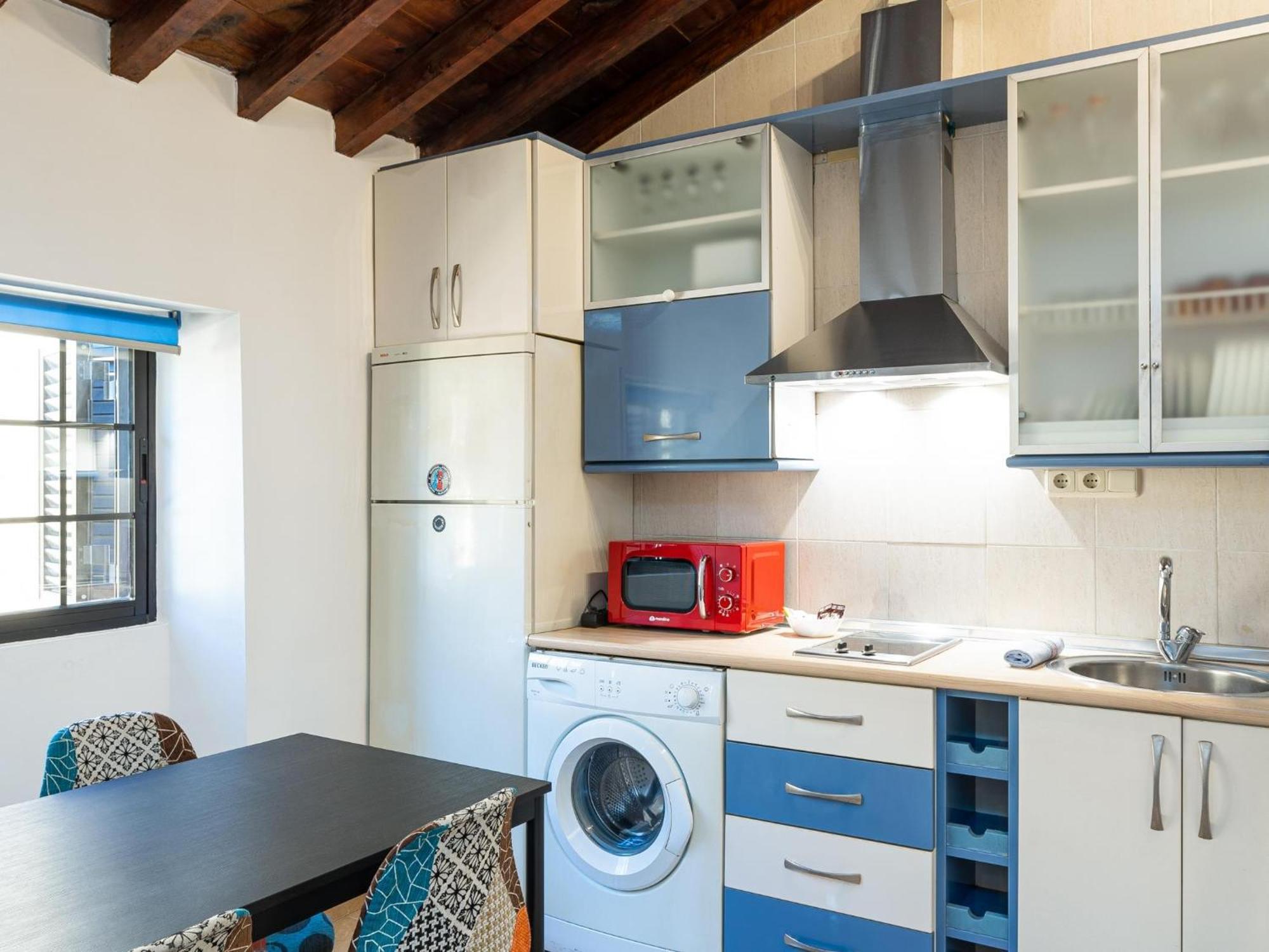 H2m Lazcano With Sunny Terrace In Old Town Apartamento Málaga