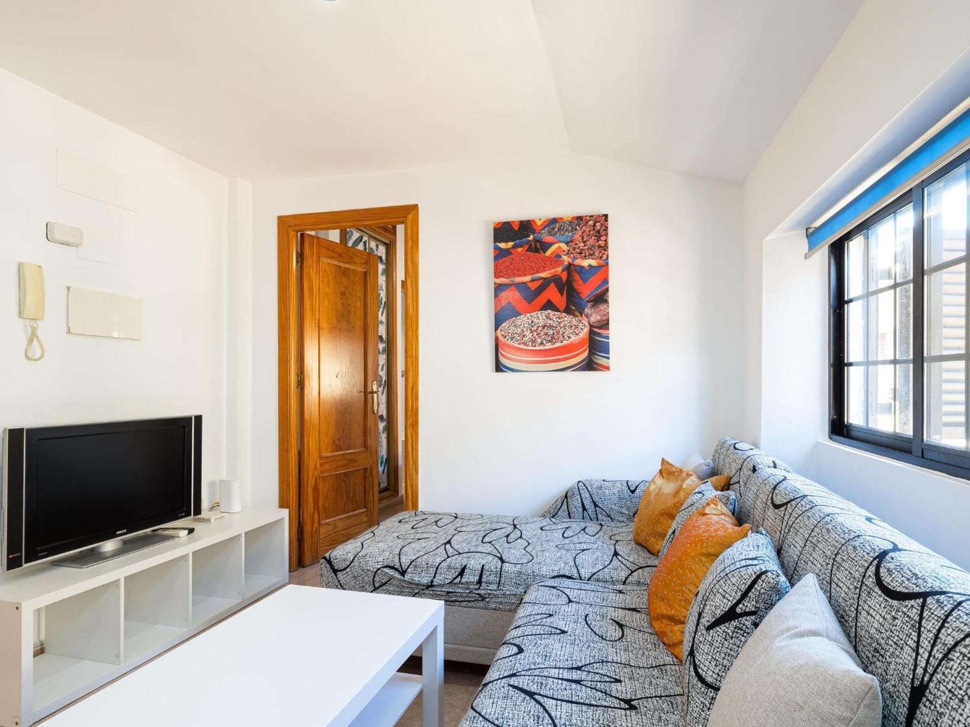 H2m Lazcano With Sunny Terrace In Old Town Apartamento Málaga