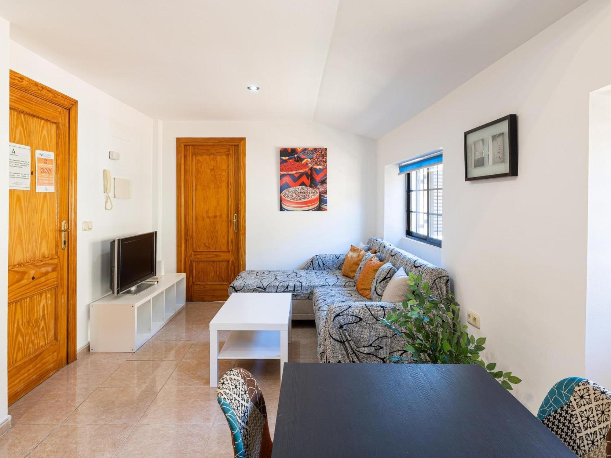 H2m Lazcano With Sunny Terrace In Old Town Apartamento *
